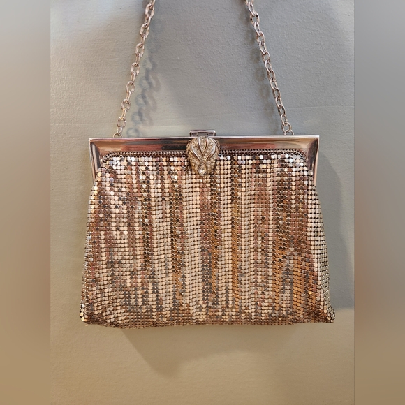 Whiting & Davis Handbags - Vintage 50s whiting and davis mesh purse